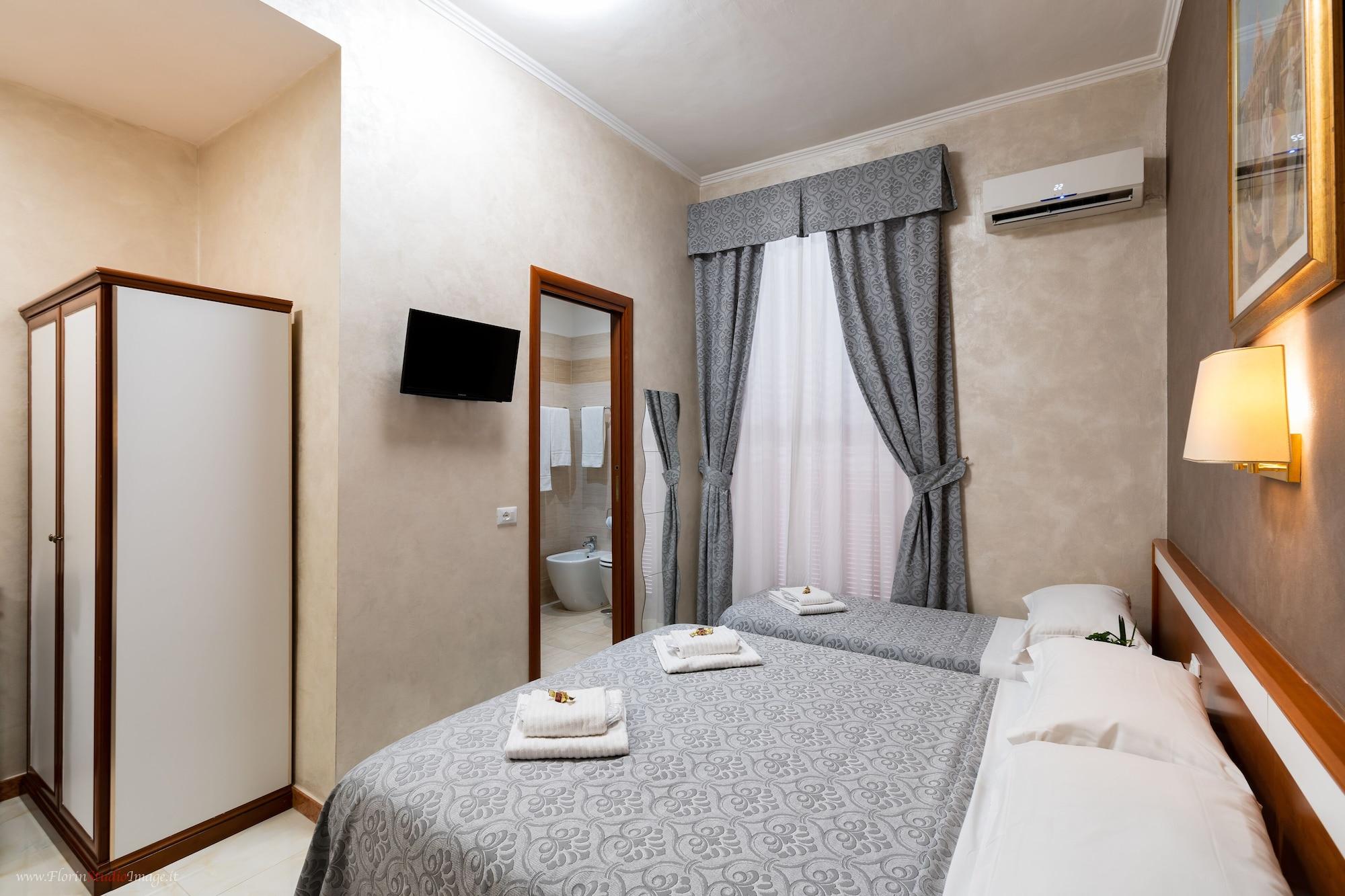 Centro Cavour 3*