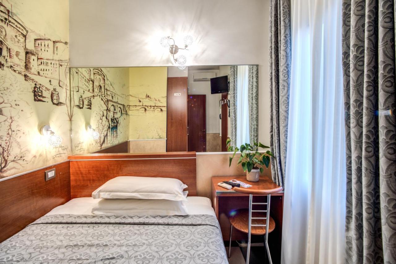 Centro Cavour Hotel