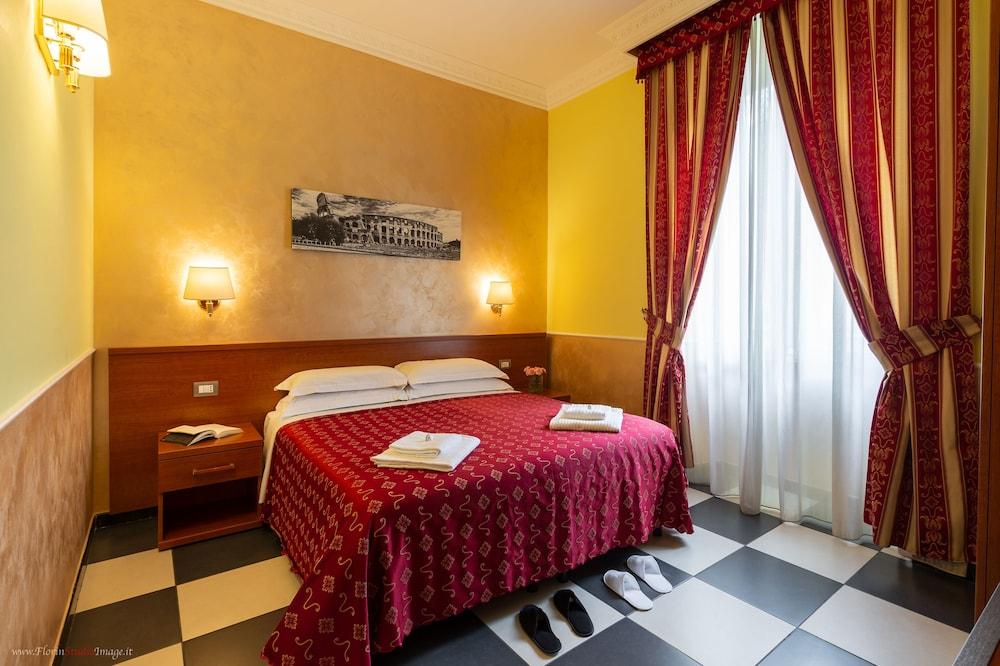 Centro Cavour 3*