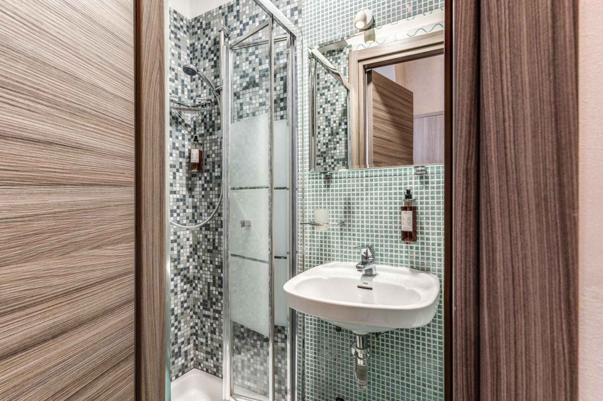 Centro Cavour 3* Roma