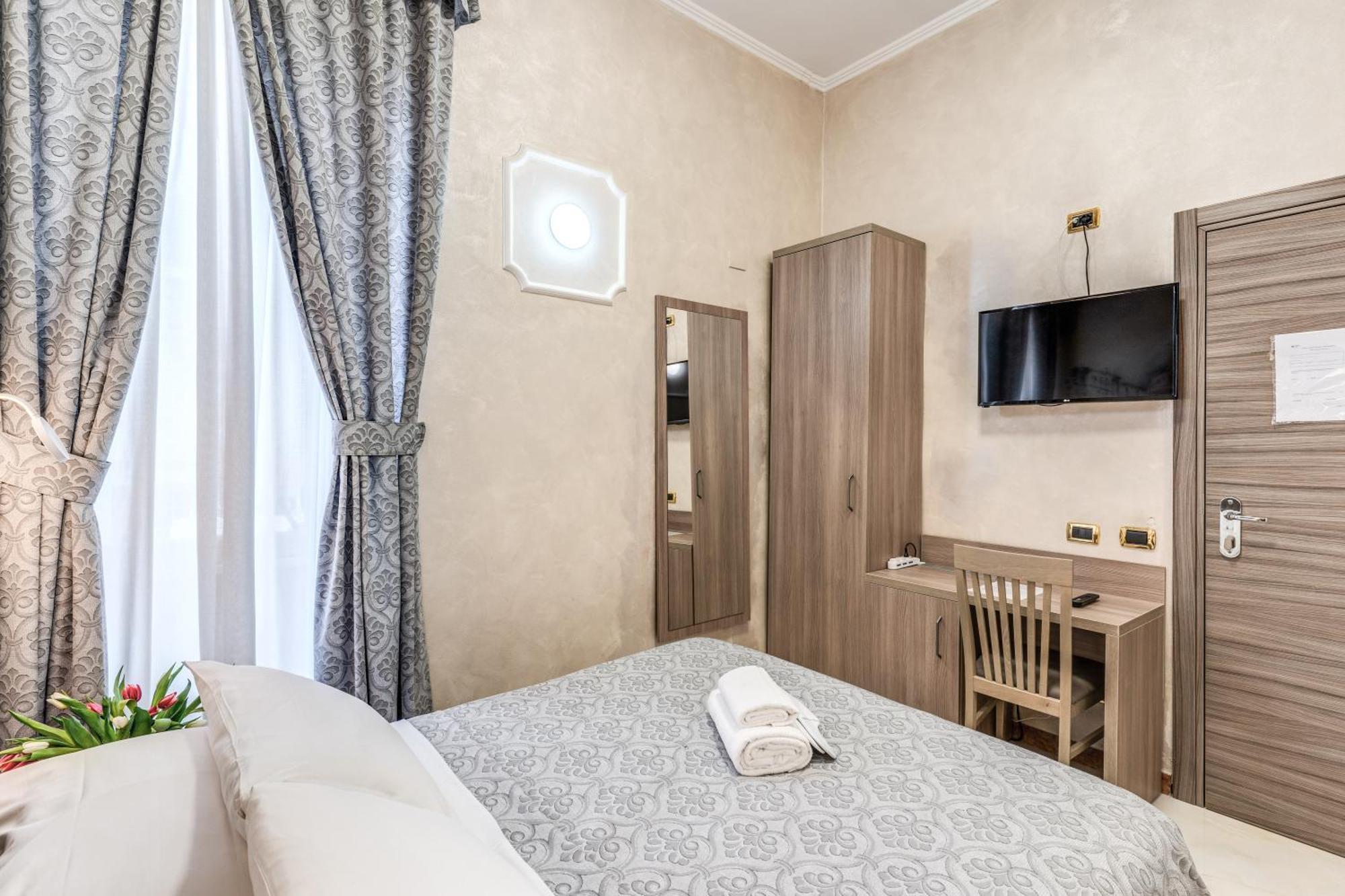 Centro Cavour Hotel 3*
